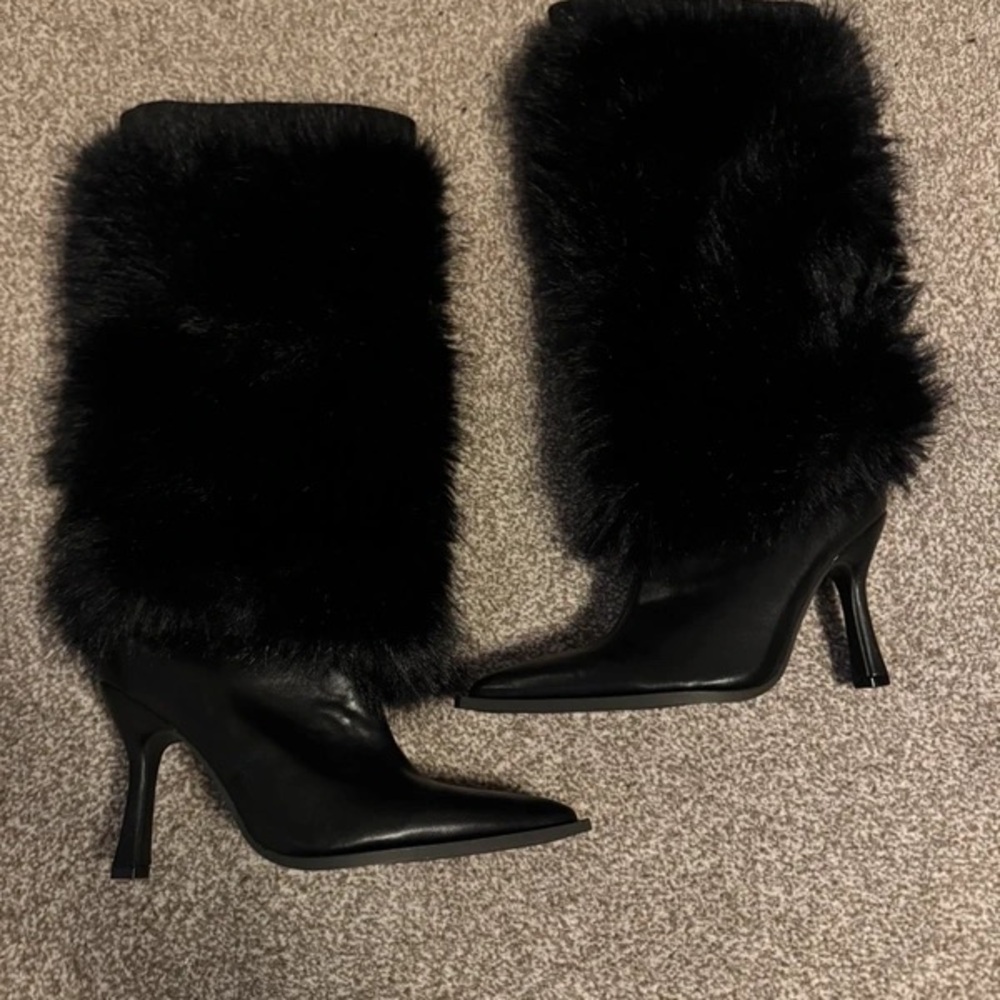 Chic Black Fur Heeled Boots